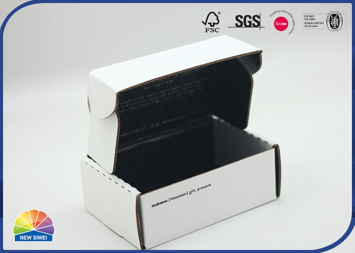 Côté de boîte ondulée blanche d'annonce d'e cannelure le double a imprimé Logo Glossy Lamination