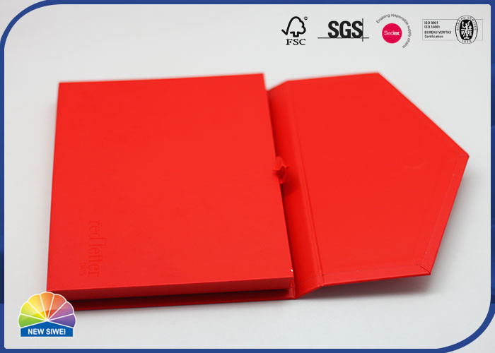 Boîte-cadeau de papier fait sur commande de couleur de Pantone avec l'emballage de luxe spécial de produit de Desigm