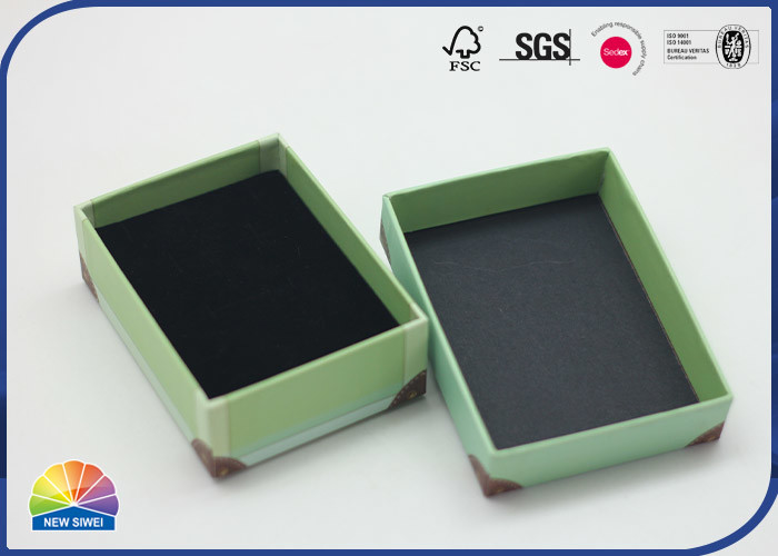 Boîte rigide Matte Lamination For Soaps Packaging d'épaule de couleur faite sur commande de Pantone