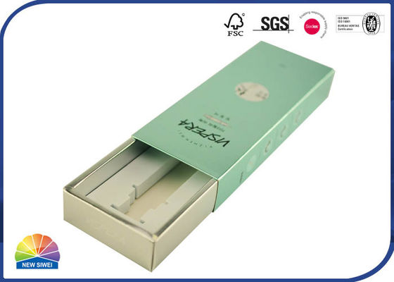 Le match fait sur commande cosmétique enferme dans une boîte l'emballage argenté de douille de carton avec EVA Foam Insert