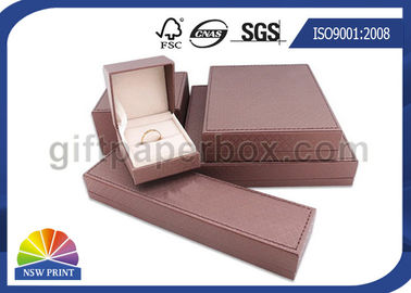 Boîte-cadeau de couvercle articulé petite par coutume avec la mousse à l'intérieur, stratification de Matt
